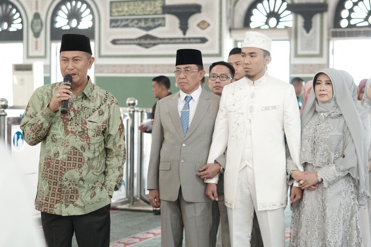Wakil Bupati Hadiri Pesta Pernikahan Putra Bungsu Bupati, HM Wardan